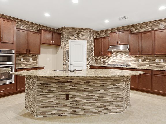 3rd image of 12220 Olivetta Ct