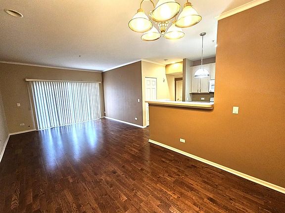 2nd image of 670 Mill Cir Unit 205