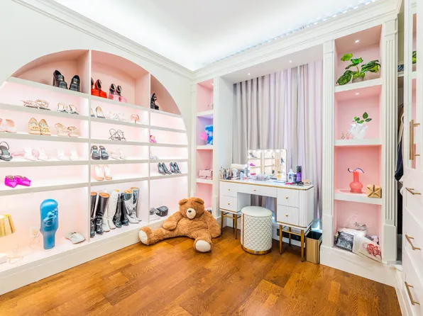 27-17 42nd Road image 21 of 43