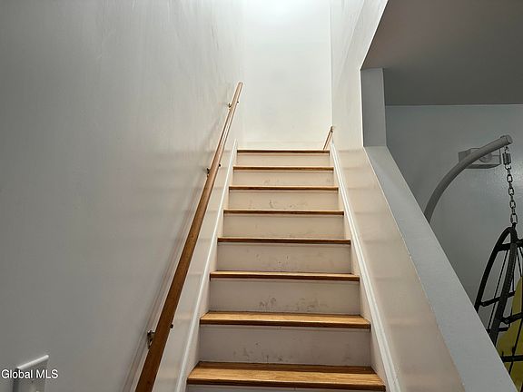 5th image of 217 Mount Hope Drive