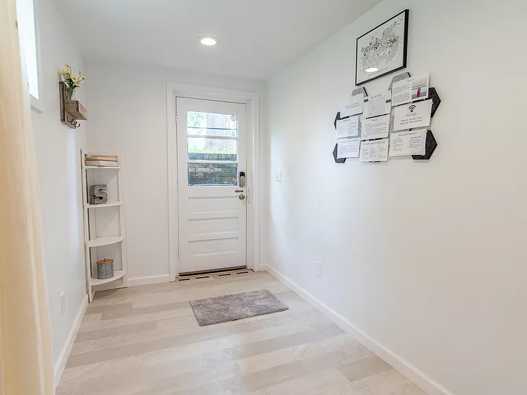 412 Allen Dr #BASEMENT — Photo 16