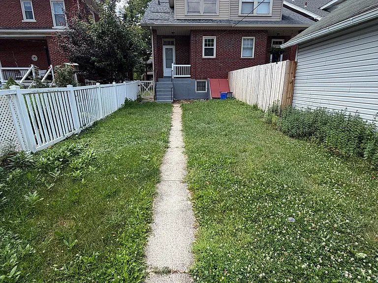 1210 Lorain Ave — Photo 19
