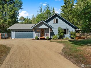 20401 22nd St SW, Lakebay, WA 98349