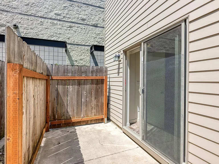 9211 SE Holgate Blvd — Photo 15