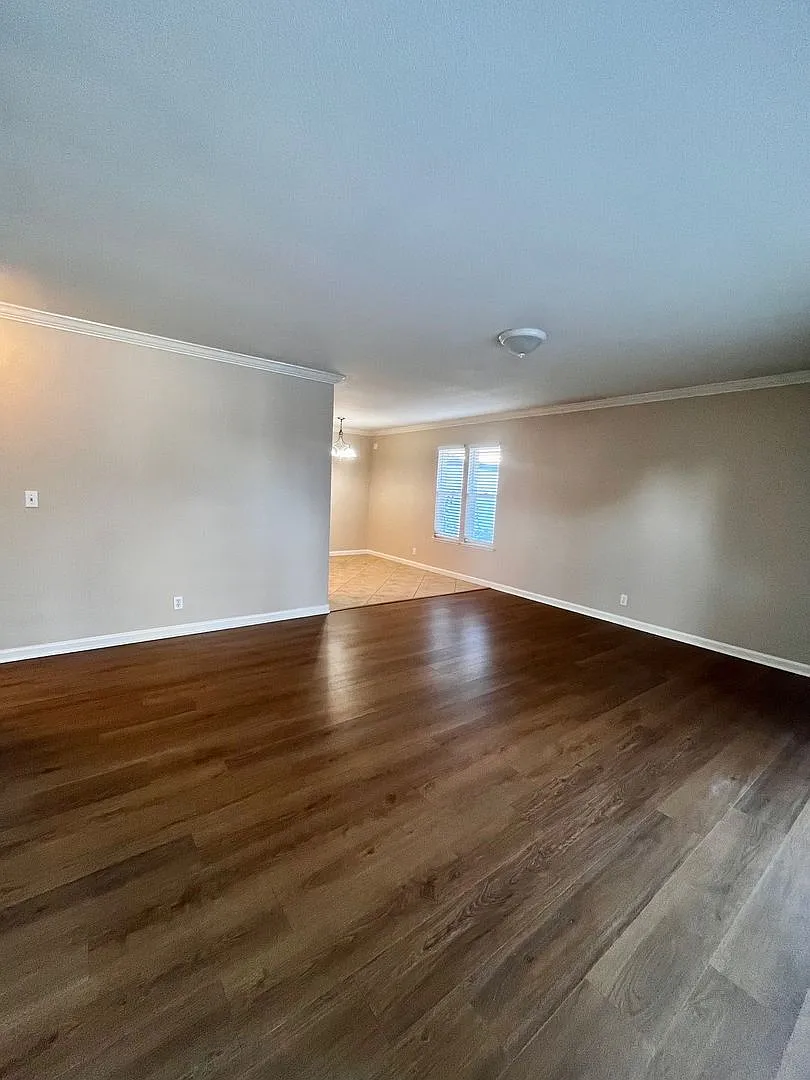 Newly Updated 2-Bedroom Single-Story Home in Oxnard — Photo 3