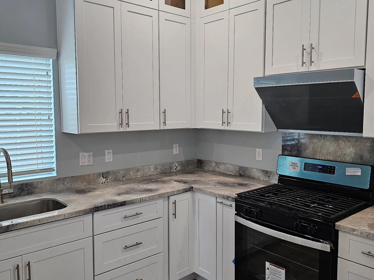 2 bed, 1008 sqft, $2,695 — Photo 1