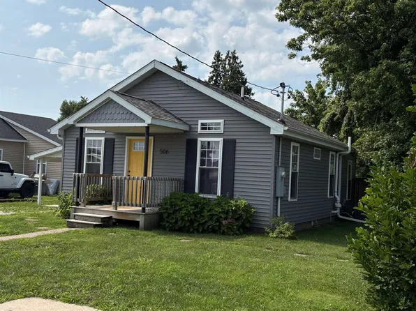 506 E Franklin St, Mount Sterling, IL 62353