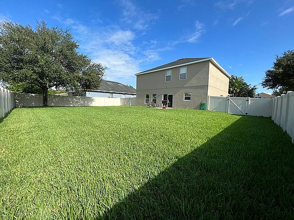 Huge beautiful back yard!