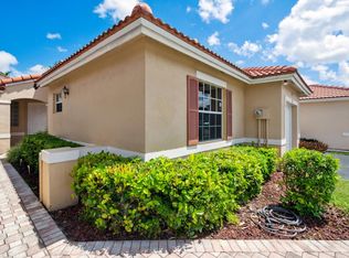 17215 NW 7th St, Pembroke Pines, FL 33029