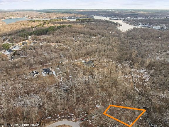 2nd image of 15 Ayr Cir
