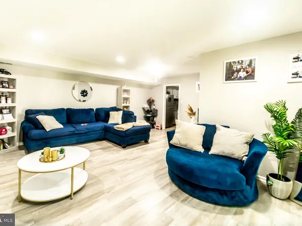 4548 Conwell Dr, Annandale, VA 22003