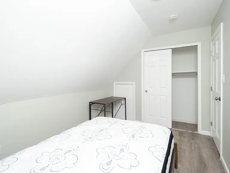 2326 15th St #2 — Photo 36