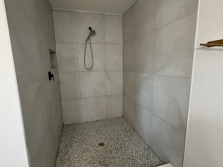 2433 Benjamin Dr — Photo 9