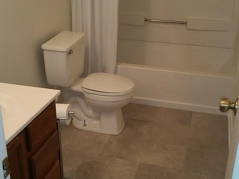 213 Valero Dr — Photo 4