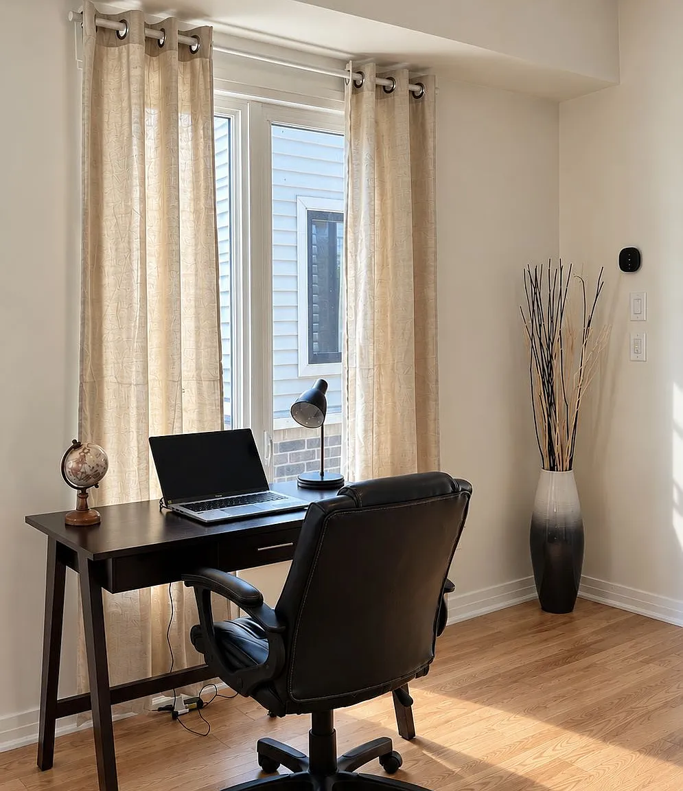 4 bed, $3,600 — Photo 4