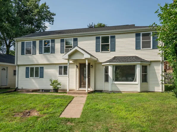 4 Pond Street, Farmington, CT 06085