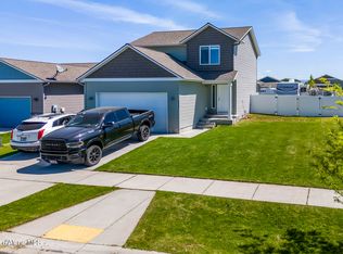 8848 N Mountainshire Rd, Post Falls, ID 83854
