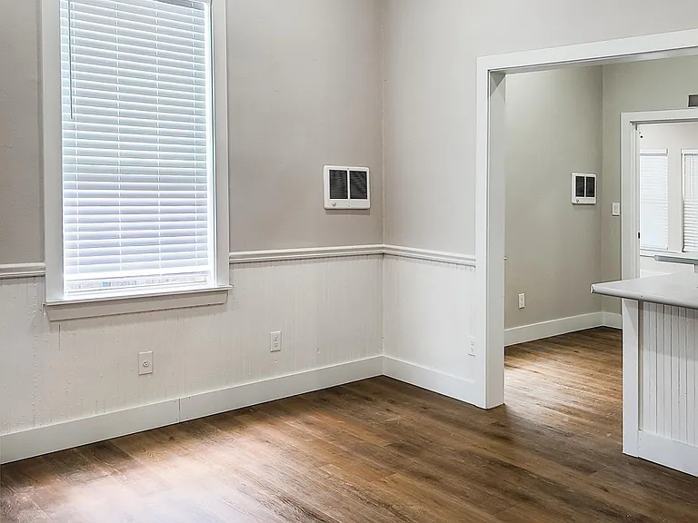 1206 E Carson St #2 — Photo 4