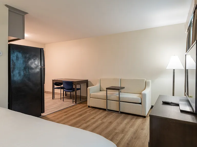 Franklin Extended Stay Hotel — Photo 38