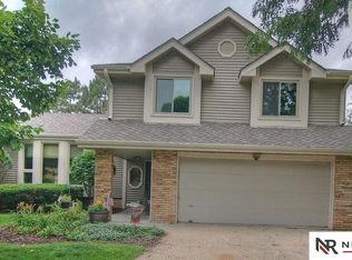 728 S 153rd Cir, Omaha, NE 68154