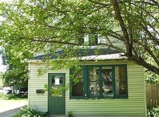 816 N Summit St, Spooner, WI 54801