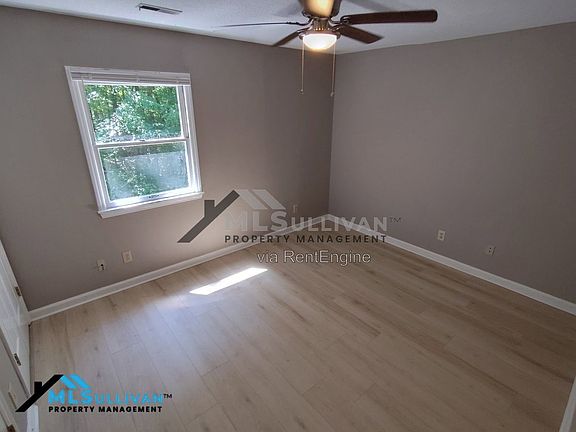 5th image of 2211 Peppertree St APT C