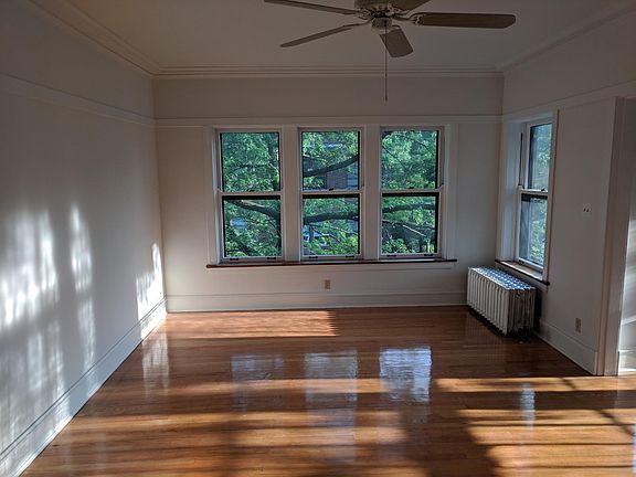 3rd image of 5324 N Glenwood Ave #2