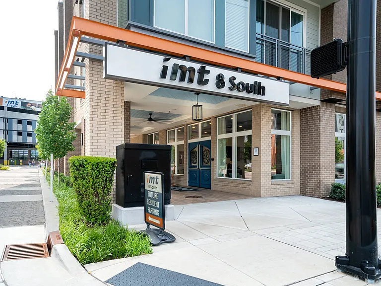 IMT 8 South — Photo 30