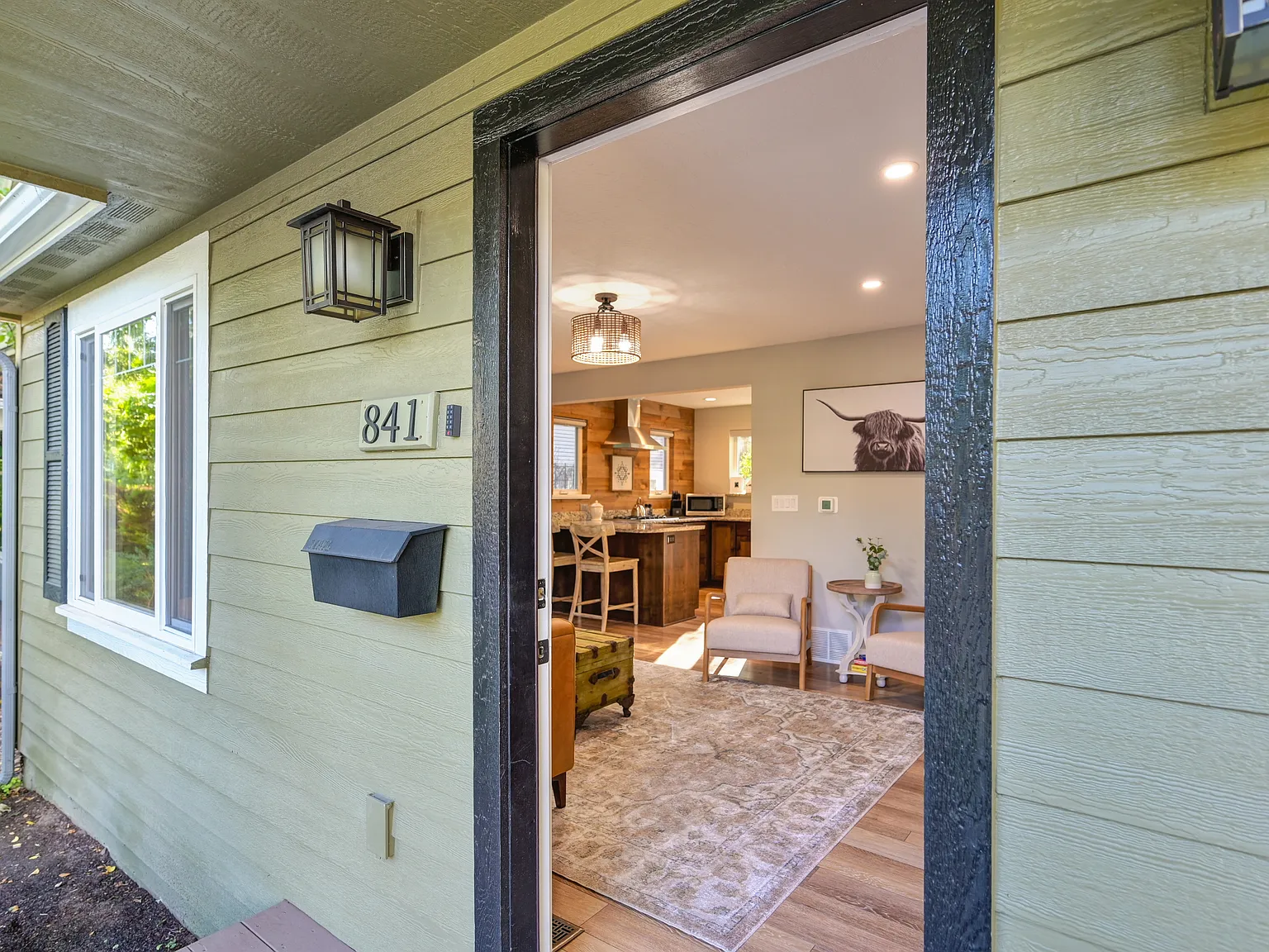 2 bed, 1205 sqft, $2,500 — Photo 2