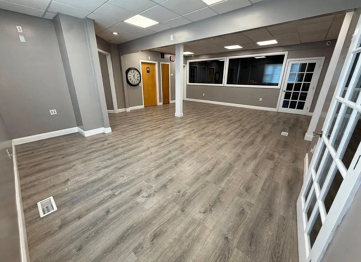 3 bed, 4076 sqft, $4,000 — Photo 3