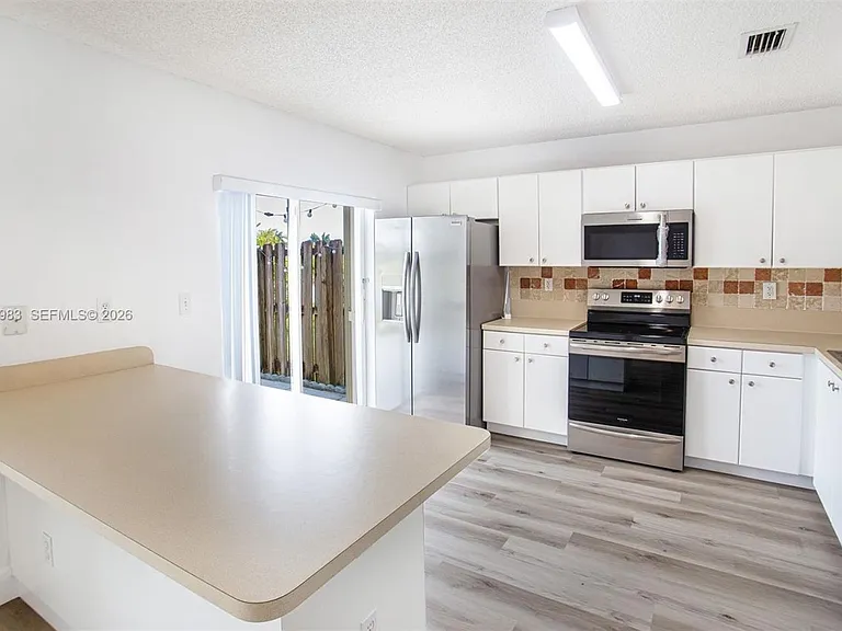 8949 SW 214th St #8949 — Photo 11