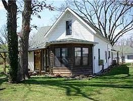 1st image of 25491 Oakdale Dr