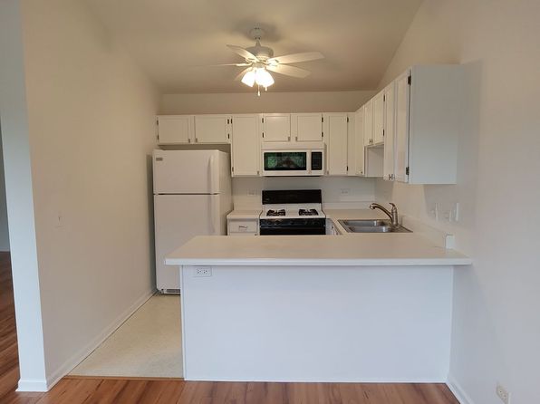 1057 N Village Dr UNIT 3