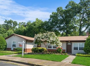 952 Chandler Ct, Waldorf, MD 20602