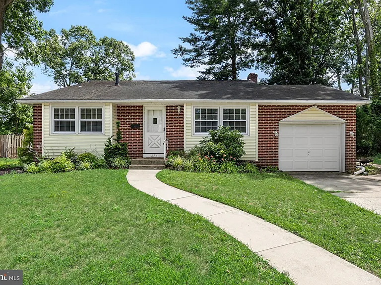 334 Cleveland Ave — Photo 1