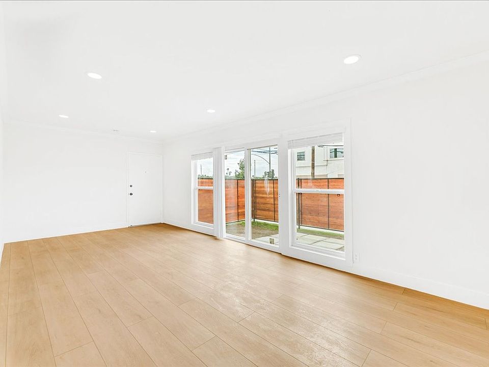 1st image of 1000 Ximeno Ave #1