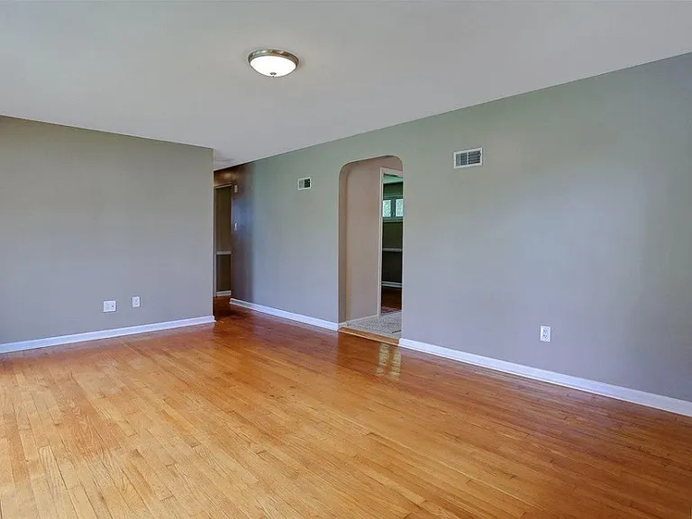 1708 Cornell Rd — Photo 4