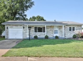 710 Bellflower Dr, Hazelwood, MO