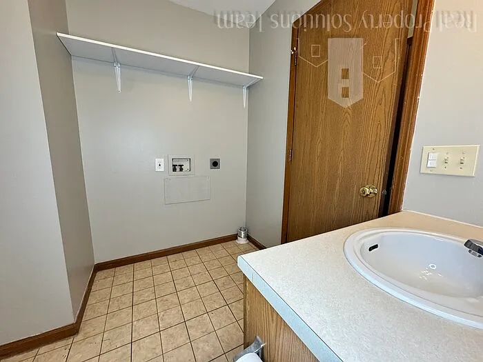 20 Three J Ct #A — Photo 14