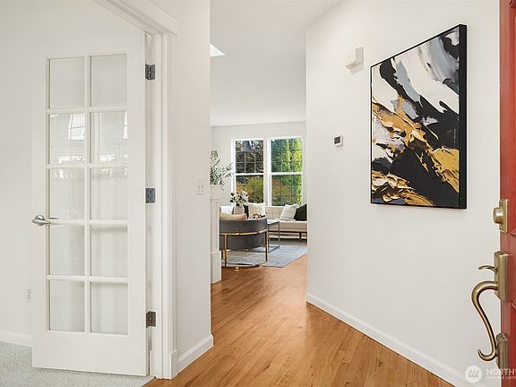3rd image of 3322 239th Street SE