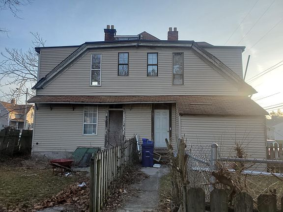 2nd image of 803 S 17th St #805
