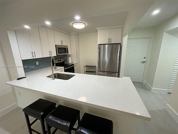 3rd image of 7840 Camino Real APT 105