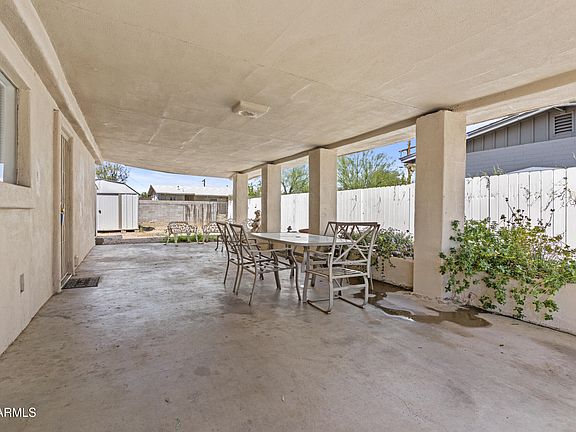 5th image of 9102 E VINE Avenue