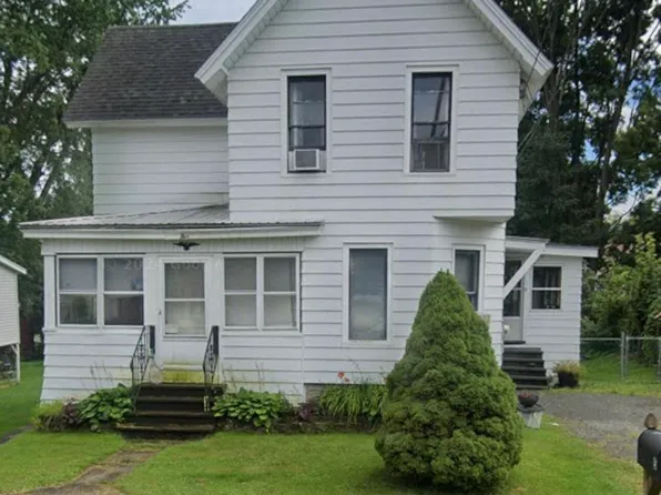 5 1st Avenue, Mayfield, NY 12117