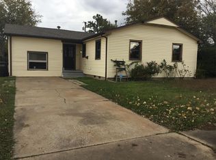 97 Shirley Ln, Edmond, OK 73003