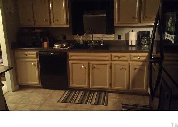 2nd image of 128 Kelly Ct