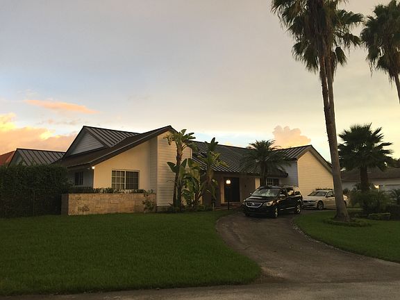 2nd image of 16325 SW 88th Ct