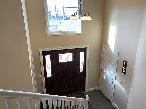 5th image of 57107 Hickory Ln