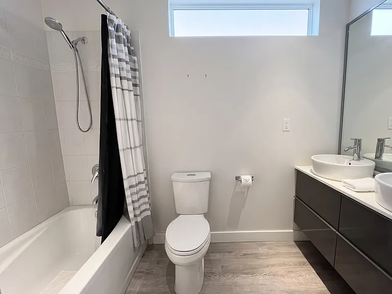 1518 Bowser Ave #13 — Photo 11