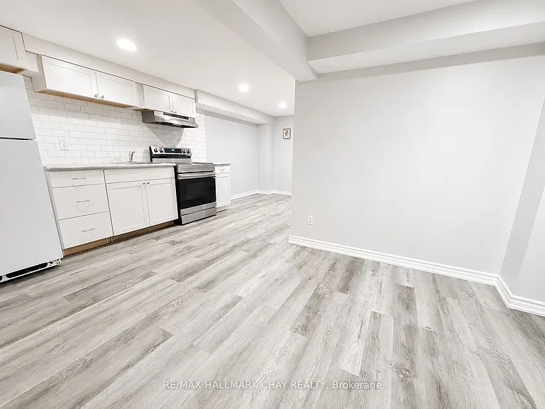 88 Bernick Dr #B — Photo 10